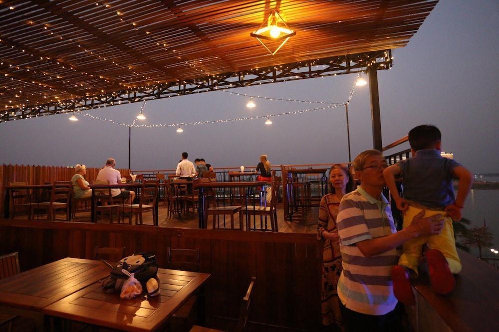 The Quay Boutique Hotel Phnom Penh Dış mekan fotoğraf